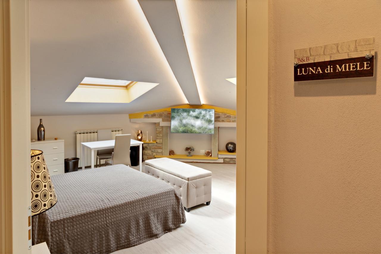 Casa Vacanze - Matelda Bed & Breakfast ป็อปปี ภายนอก รูปภาพ